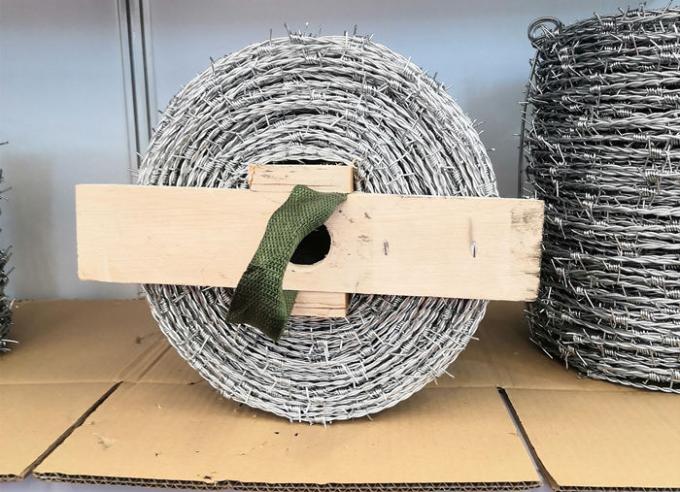 4 punti 2 dei fili del filo spinato di torsione galvanizzata elettrica del doppio 1