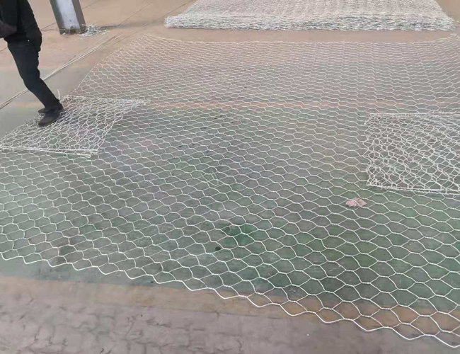 Scatola galvanizzata immersa calda del gabbione dell'OEM 100×120mm che tesse Mesh Bunnings 1