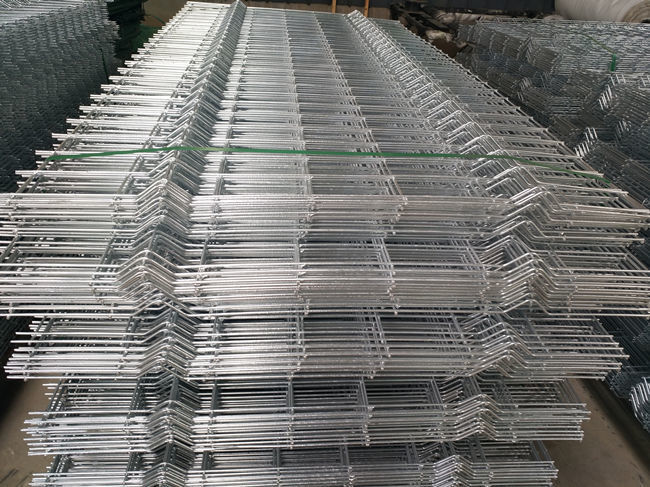 Il triangolo che piega la saldatura Mesh Fence Panels Outdoor Garden 3d di 3.0mm ha curvato 0