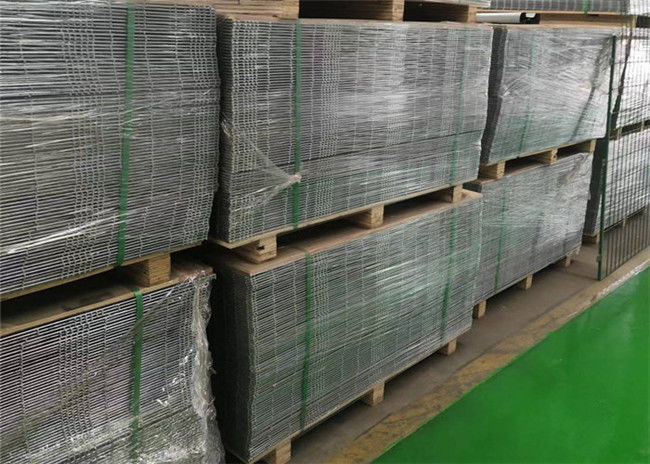 3d d'acciaio galvanizzato ha saldato il cavo Mesh Panels For Farm Fence e la gabbia della famiglia 1